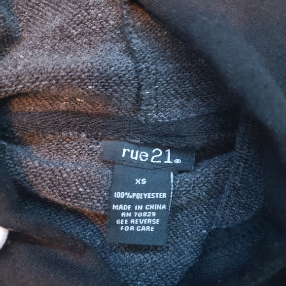 Rue21 crop top - Picture 4 of 4